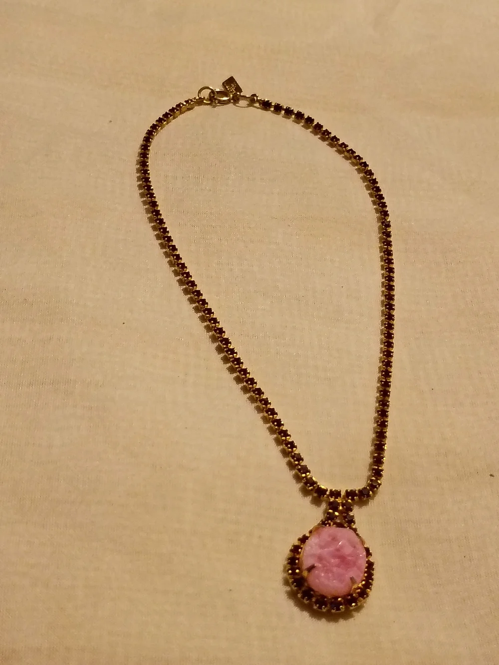 Gold-Tone Necklace with Pink Cameo Pendant